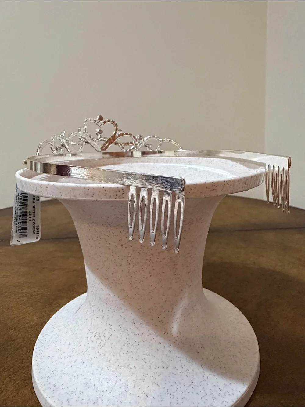 NEW WITH TAGS AUTHENTIC ARRIBAS DISNEY PRINCESS WEDDING PARTY TIARA WITH COMBS